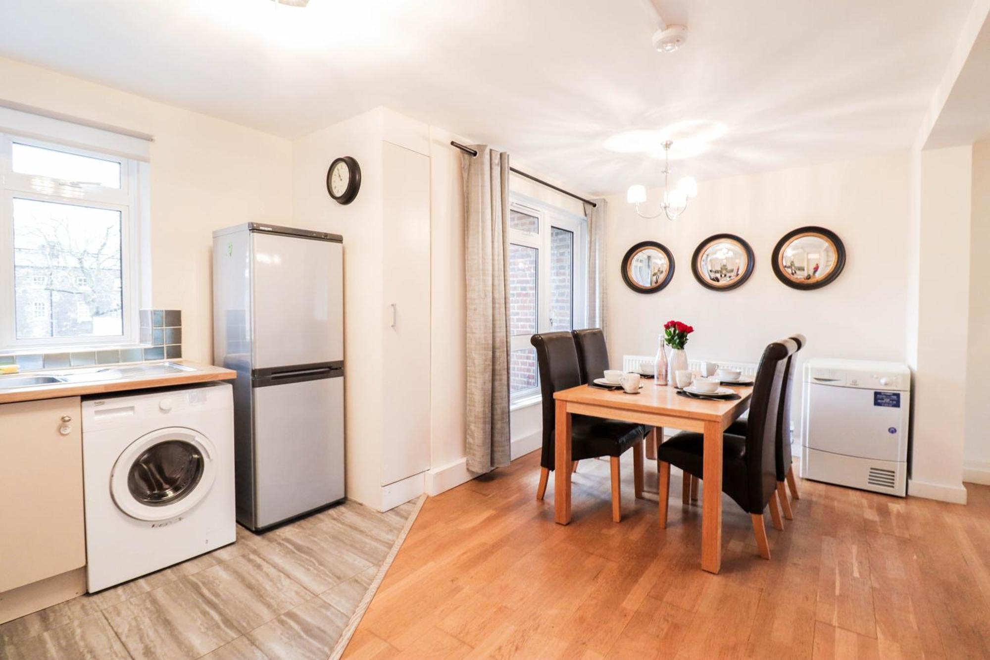 Fantastic 2 Bed London Apartment Extérieur photo